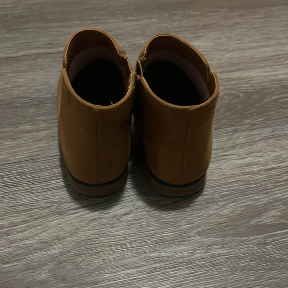 Booties - Picture 3 of 5